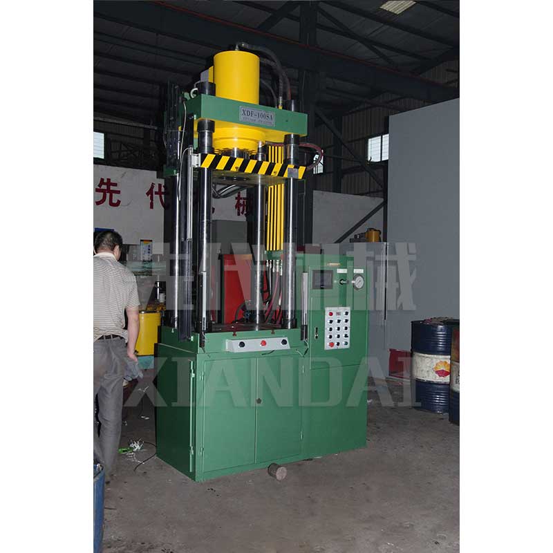 100吨冷挤压液压机